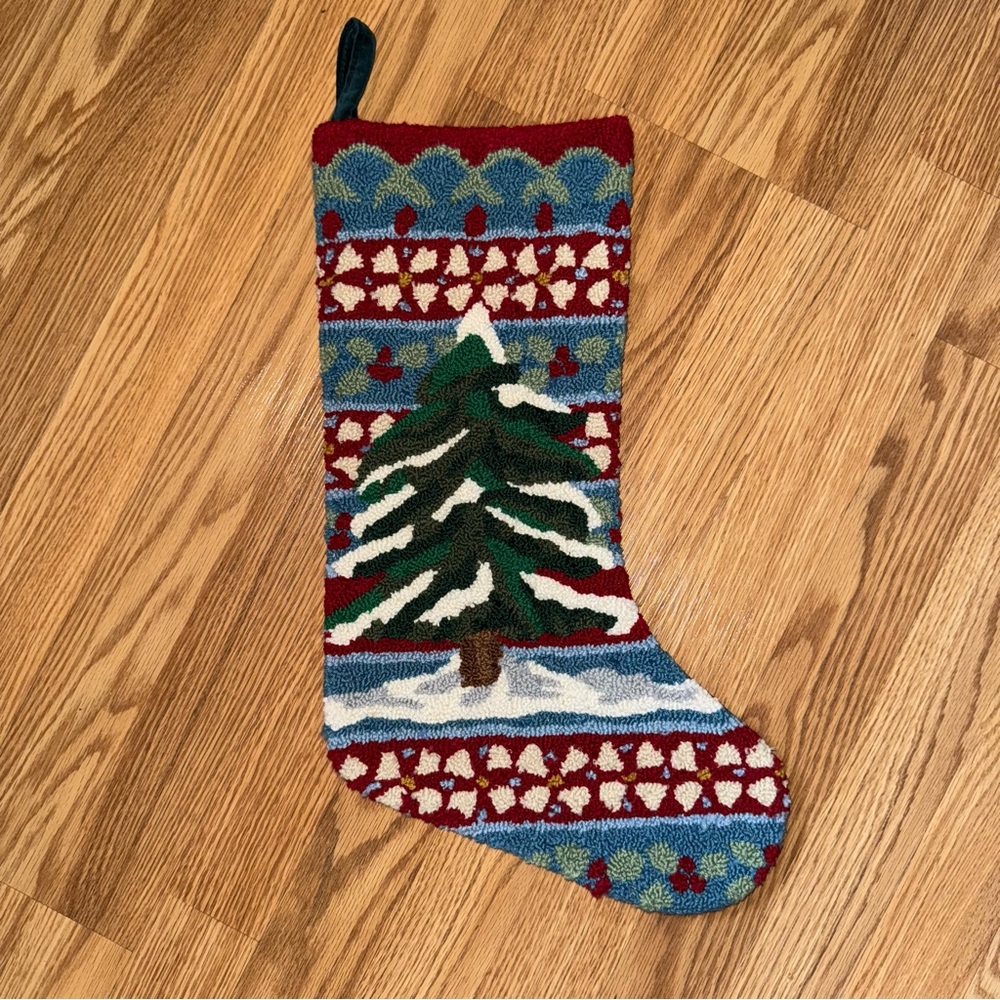 Hooked Christmas Holiday Stocking Green Velvet‎ backing Cotton Wool blend